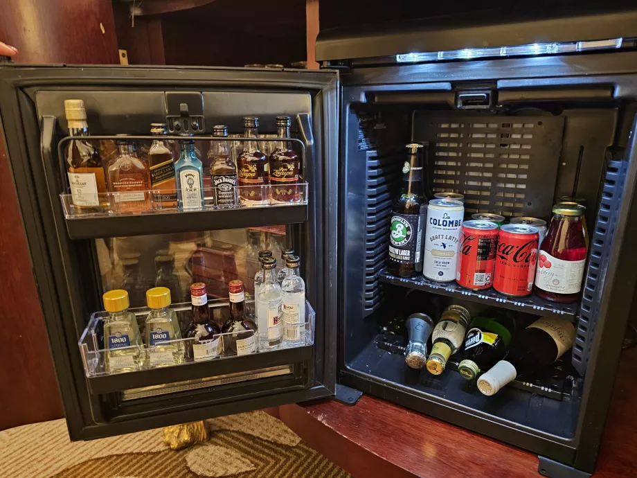 Minibar ouvert