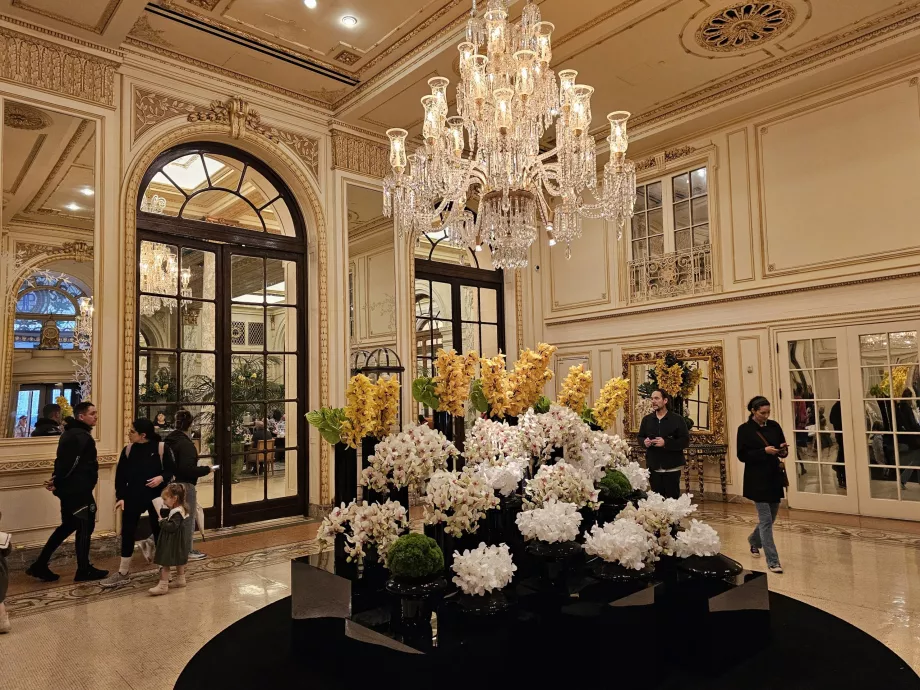 Hall principal de l'hôtel