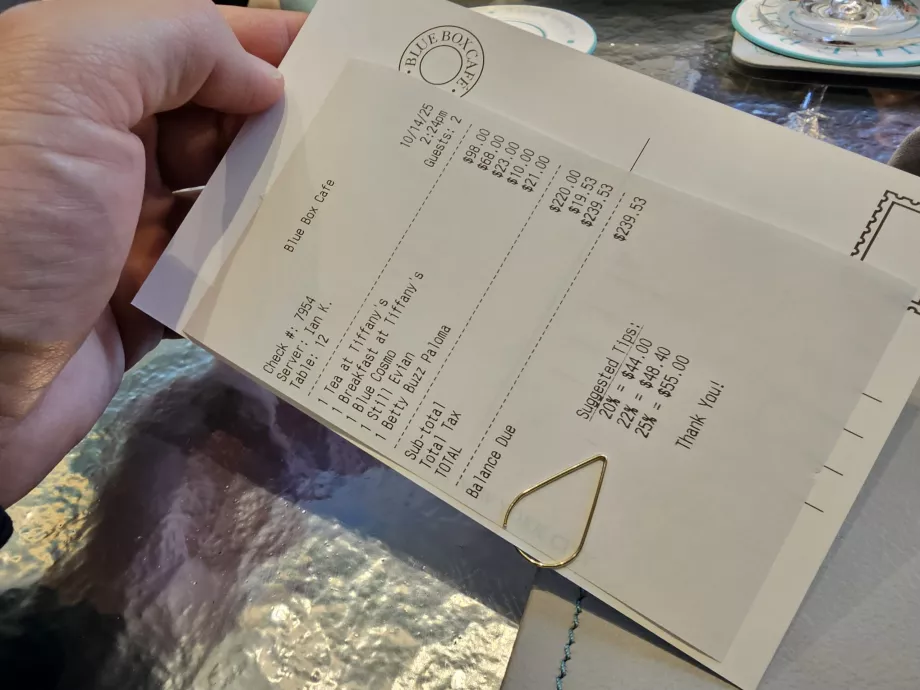 Boîte bleue, facture totale