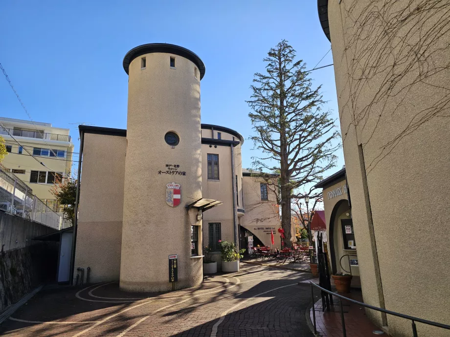 Kitano, Maison danoise