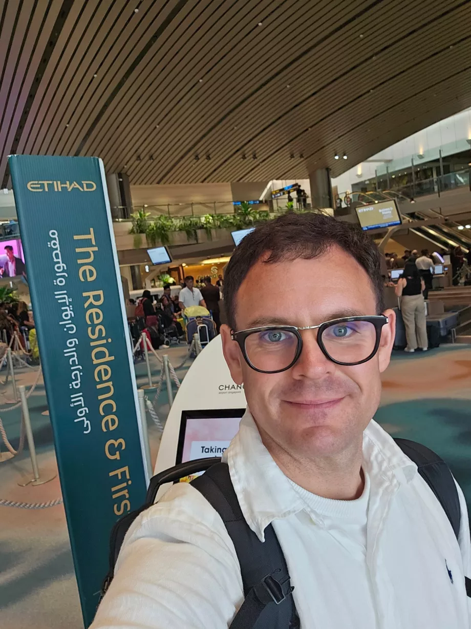 Moi lors de l'enregistrement à l'aéroport de Singapour