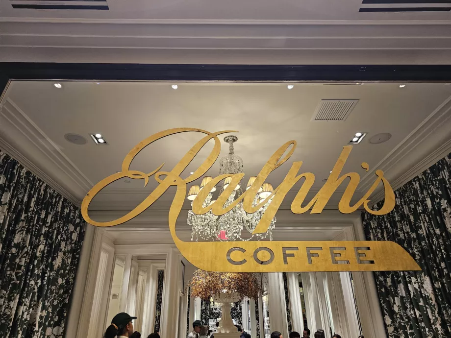 Café Ralph's