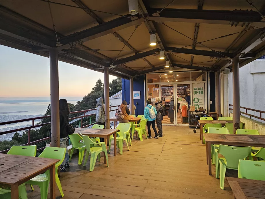 Mont Maya, restaurant