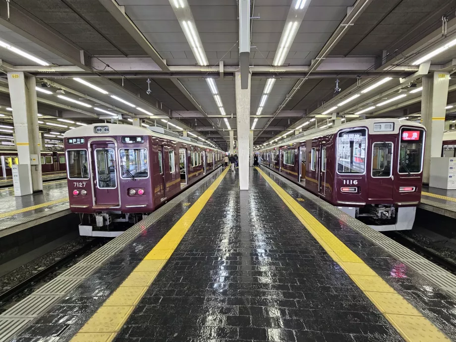 Osaka-Umeda, chemin de fer Hankyu