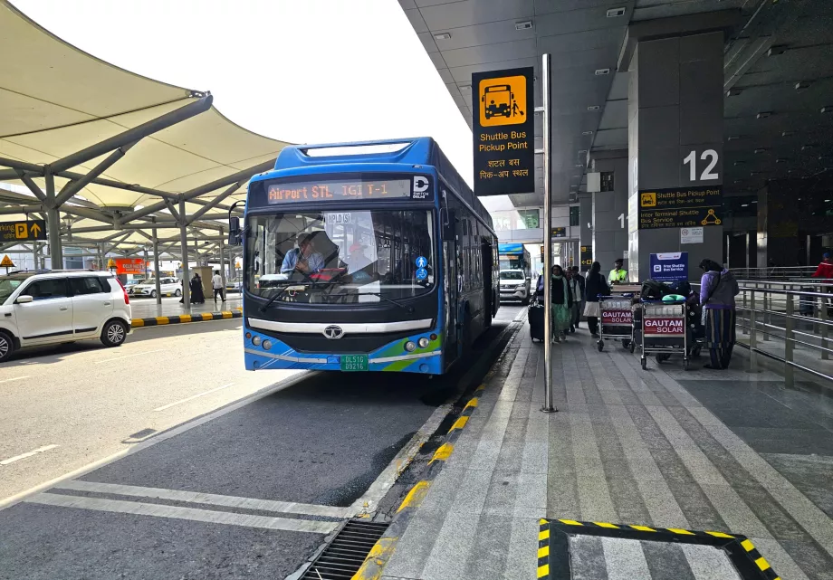 Navette entre les terminaux 1-2-3, arrêt terminal 3
